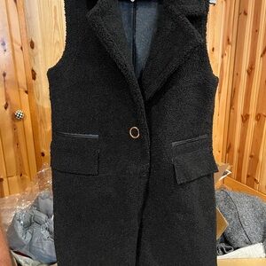 Elegant Black Sleeveless Vest for Women